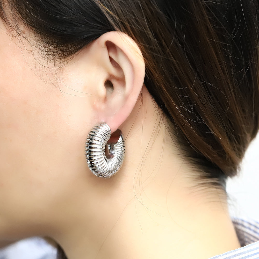 ESS783 Stainless Steel Hollow Earring