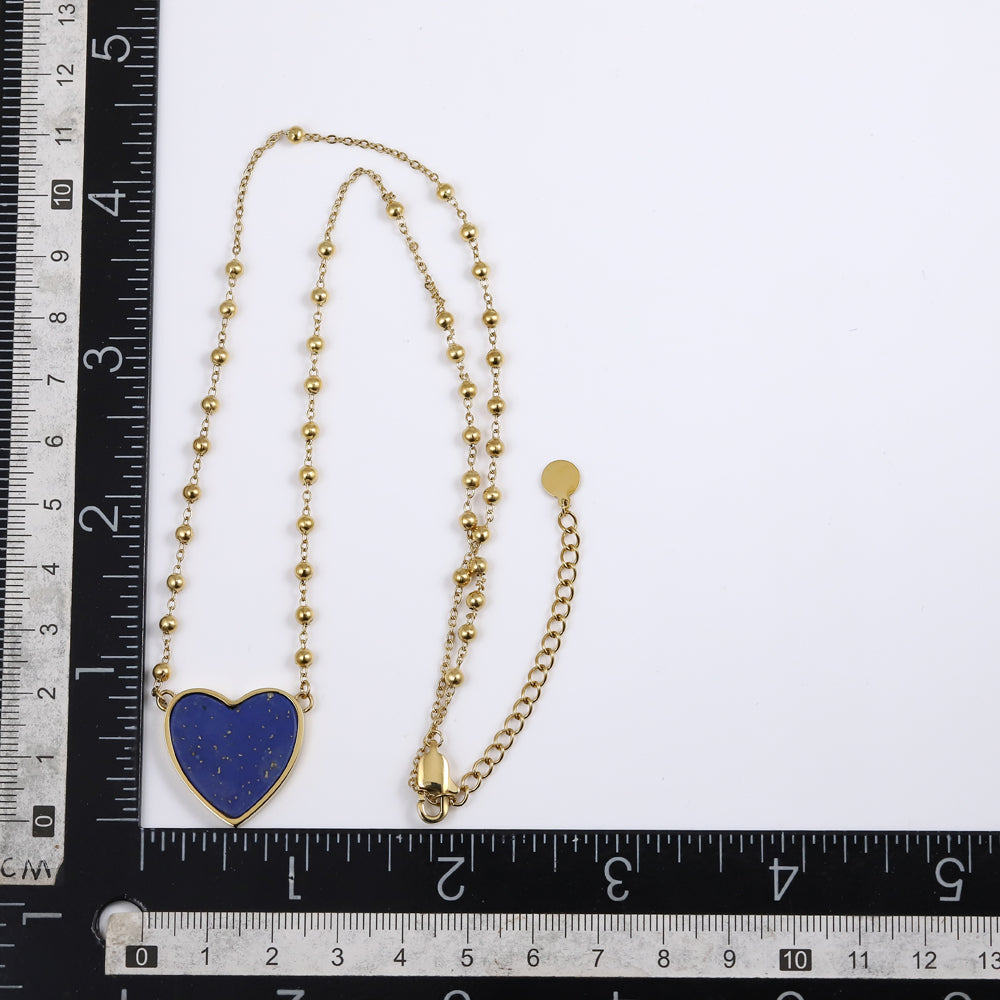 NSS939 STAINLESS STEEL NECKLACE WITH HEART-SHAPED LAPIS